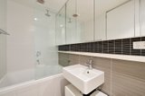 https://images.listonce.com.au/custom/160x/listings/10196-ormond-road-elwood-vic-3184/543/01780543_img_05.jpg?gvBwzLBYdlQ