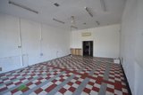 https://images.listonce.com.au/custom/160x/listings/101d-cardigan-road-mooroolbark-vic-3138/032/01915032_img_04.jpg?UCdR-At88jE