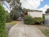 https://images.listonce.com.au/custom/160x/listings/102-cardigan-road-mooroolbark-vic-3138/153/01524153_img_08.jpg?WRsSzYwsLpU