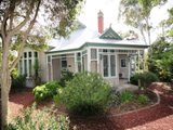 https://images.listonce.com.au/custom/160x/listings/102-forest-street-lake-wendouree-vic-3350/835/01575835_img_02.jpg?0Px-PhWqbLw