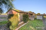 https://images.listonce.com.au/custom/160x/listings/102-leawarra-crescent-delacombe-vic-3356/320/01724320_img_08.jpg?3o8UsaW7_sM