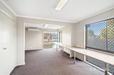 https://images.listonce.com.au/custom/160x/listings/102-leawarra-crescent-delacombe-vic-3356/320/01724320_img_09.jpg?N_dkmm-ETh4
