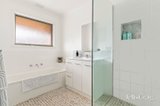https://images.listonce.com.au/custom/160x/listings/102-mascoma-street-strathmore-vic-3041/874/01769874_img_06.jpg?V3YWJCo6yuQ