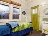 https://images.listonce.com.au/custom/160x/listings/102-north-road-newport-vic-3015/378/01202378_img_13.jpg?wxQcqay1e-4