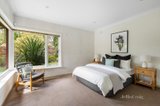 https://images.listonce.com.au/custom/160x/listings/102-panoramic-road-balwyn-north-vic-3104/798/01184798_img_06.jpg?TfOUriBbTLo