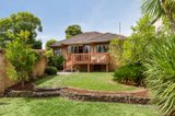 https://images.listonce.com.au/custom/160x/listings/102-panoramic-road-balwyn-north-vic-3104/798/01184798_img_08.jpg?VjOA3rDruJk