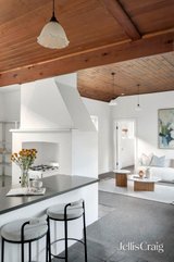 https://images.listonce.com.au/custom/160x/listings/102-rose-street-coburg-vic-3058/274/01780274_img_16.jpg?j_rE9tgIMCk