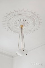 https://images.listonce.com.au/custom/160x/listings/102-rose-street-coburg-vic-3058/274/01780274_img_22.jpg?pVIaqYNN0tQ