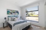 https://images.listonce.com.au/custom/160x/listings/10211-peel-street-kew-vic-3101/739/01856739_img_05.jpg?HNbJYJWytD4
