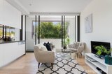 https://images.listonce.com.au/custom/160x/listings/102160-union-road-surrey-hills-vic-3127/233/01684233_img_03.jpg?dksGg5iYmx4