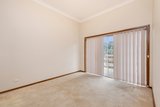 https://images.listonce.com.au/custom/160x/listings/10219-mahoneys-road-forest-hill-vic-3131/404/01885404_img_18.jpg?fbwFUI9w8RA
