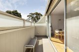 https://images.listonce.com.au/custom/160x/listings/1022-wattle-road-hawthorn-vic-3122/742/01987742_img_10.jpg?IqHlJmqRRRs