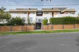 https://images.listonce.com.au/custom/160x/listings/10222-26-bent-street-bentleigh-vic-3204/680/01562680_img_10.jpg?k_1FxREYK_k