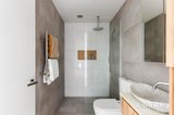 https://images.listonce.com.au/custom/160x/listings/10225-rothschild-street-glen-huntly-vic-3163/917/01767917_img_07.jpg?JLSCmQDGCns