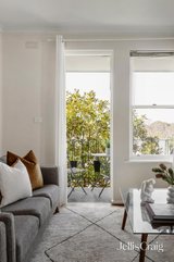 https://images.listonce.com.au/custom/160x/listings/1025-isabella-grove-hawthorn-vic-3122/881/01980881_img_04.jpg?alEmYYXII6A