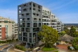 https://images.listonce.com.au/custom/160x/listings/1025-sovereign-point-court-doncaster-vic-3108/141/01976141_img_09.jpg?RS86AnnanQM