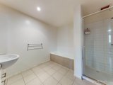 https://images.listonce.com.au/custom/160x/listings/10250-altona-street-kensington-vic-3031/464/01912464_img_07.jpg?ZvjGE7OHkk0