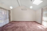 https://images.listonce.com.au/custom/160x/listings/1026-jonathan-avenue-burwood-east-vic-3151/352/01783352_img_08.jpg?JvrkXJu8BTU