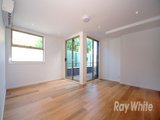 https://images.listonce.com.au/custom/160x/listings/1026-kokaribb-road-carnegie-vic-3163/838/01720838_img_03.jpg?U0h8iT3rX0c