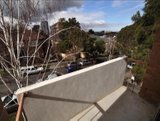 https://images.listonce.com.au/custom/160x/listings/1027-33-avoca-street-south-yarra-vic-3141/376/01722376_img_04.jpg?8hSMNZK9X2A