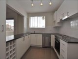 https://images.listonce.com.au/custom/160x/listings/1027-33-avoca-street-south-yarra-vic-3141/376/01722376_img_05.jpg?HNctvFId34Q