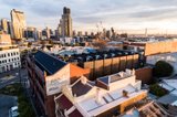 https://images.listonce.com.au/custom/160x/listings/1027-howard-street-west-melbourne-vic-3003/015/01197015_img_15.jpg?J6vLJsxONB8