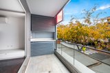 https://images.listonce.com.au/custom/160x/listings/10296-ormond-road-elwood-vic-3184/676/01813676_img_04.jpg?RP-ULUGbeNI