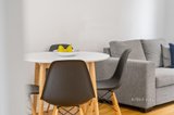 https://images.listonce.com.au/custom/160x/listings/103-allard-street-brunswick-west-vic-3055/299/01057299_img_09.jpg?JNxiNR7ZgDA