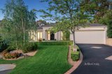 https://images.listonce.com.au/custom/160x/listings/103-kalbar-road-eltham-vic-3095/615/01127615_img_01.jpg?B1leKzlnnqU