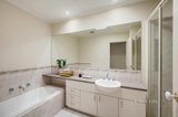 https://images.listonce.com.au/custom/160x/listings/103-mckelvie-court-glen-waverley-vic-3150/480/01542480_img_06.jpg?sl7BILGJ8GI