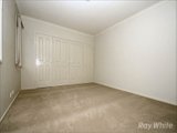 https://images.listonce.com.au/custom/160x/listings/103-mckelvie-court-glen-waverley-vic-3150/629/01658629_img_07.jpg?NXlrrdspic0