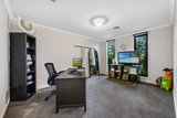 https://images.listonce.com.au/custom/160x/listings/103-north-road-avondale-heights-vic-3034/091/01633091_img_06.jpg?KGnqzc3wENw