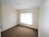 https://images.listonce.com.au/custom/160x/listings/103-sawyer-avenue-mount-clear-vic-3350/925/01575925_img_07.jpg?LZsifZyu_TQ