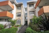 https://images.listonce.com.au/custom/160x/listings/103103-bay-street-brighton-vic-3186/090/01735090_img_08.jpg?fQNoE6FZLVE