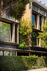 https://images.listonce.com.au/custom/160x/listings/10311-jackson-street-st-kilda-vic-3182/596/01989596_img_03.jpg?9Tm01v7ei3w