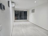 https://images.listonce.com.au/custom/160x/listings/103174-riversdale-road-hawthorn-vic-3122/800/01738800_img_05.jpg?2H1j0wS4JmE