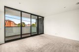 https://images.listonce.com.au/custom/160x/listings/103255-racecourse-road-kensington-vic-3031/512/01370512_img_03.jpg?N_j0Yu8yyKg