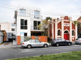 https://images.listonce.com.au/custom/160x/listings/10330-drummond-street-carlton-vic-3053/213/01286213_img_02.jpg?TRkF971mdwM