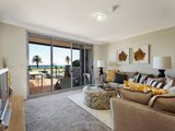 https://images.listonce.com.au/custom/160x/listings/103315-beaconsfield-parade-st-kilda-west-vic-3182/576/01087576_img_04.jpg?imS_ctyHM9A