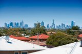 https://images.listonce.com.au/custom/160x/listings/10332-pascoe-vale-road-essendon-vic-3040/717/01727717_img_11.jpg?l99NpEfpukM
