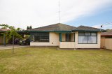 https://images.listonce.com.au/custom/160x/listings/1034-grevillea-road-wendouree-vic-3355/025/01576025_img_01.jpg?UwMs5Ys7IF0