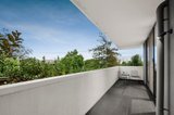 https://images.listonce.com.au/custom/160x/listings/1038-hepburn-road-doncaster-vic-3108/835/01750835_img_07.jpg?418kL9AY5Nc