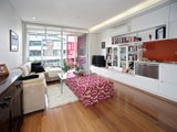 https://images.listonce.com.au/custom/160x/listings/10396-ormond-road-elwood-vic-3184/179/01794179_img_01.jpg?_RBU7a50MuQ