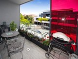 https://images.listonce.com.au/custom/160x/listings/10396-ormond-road-elwood-vic-3184/179/01794179_img_04.jpg?BuRtJqjPgmk