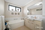 https://images.listonce.com.au/custom/160x/listings/103a-victoria-road-chirnside-park-vic-3116/701/01942701_img_10.jpg?BbjcGoz74rU