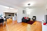 https://images.listonce.com.au/custom/160x/listings/104-bridge-street-eltham-vic-3095/286/00645286_img_07.jpg?p4STHsw0nE8