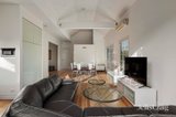 https://images.listonce.com.au/custom/160x/listings/104-iffla-street-south-melbourne-vic-3205/551/01942551_img_09.jpg?kluD96c-BA8