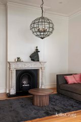 https://images.listonce.com.au/custom/160x/listings/104-iffla-street-south-melbourne-vic-3205/551/01942551_img_23.jpg?oIYLmsJld90