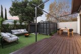 https://images.listonce.com.au/custom/160x/listings/104-kerferd-road-albert-park-vic-3206/669/01611669_img_04.jpg?vfIrfVGmSEQ