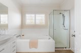 https://images.listonce.com.au/custom/160x/listings/104-linacre-road-hampton-vic-3188/966/01808966_img_15.jpg?fi71rXT7eRo